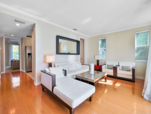 Beautiful 3 Bedroom Vacation Home in Longboat Key