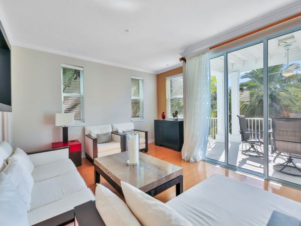 Beautiful 3 Bedroom Vacation Home in Longboat Key