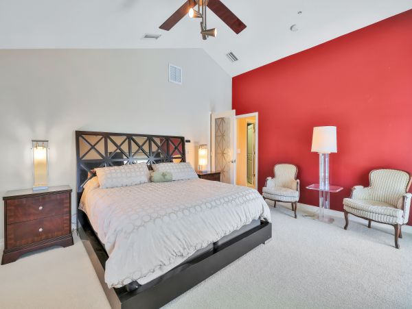 Beautiful 3 Bedroom Vacation Home in Longboat Key