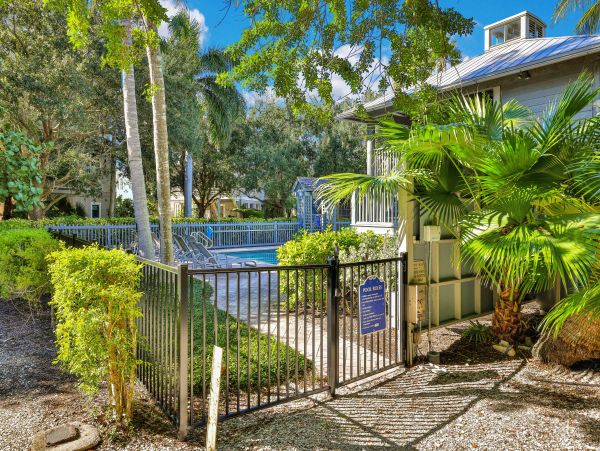 Beautiful 3 Bedroom Vacation Home in Longboat Key