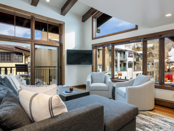 Luxury Vail Village Vacation Rental, Ski In Ski Out