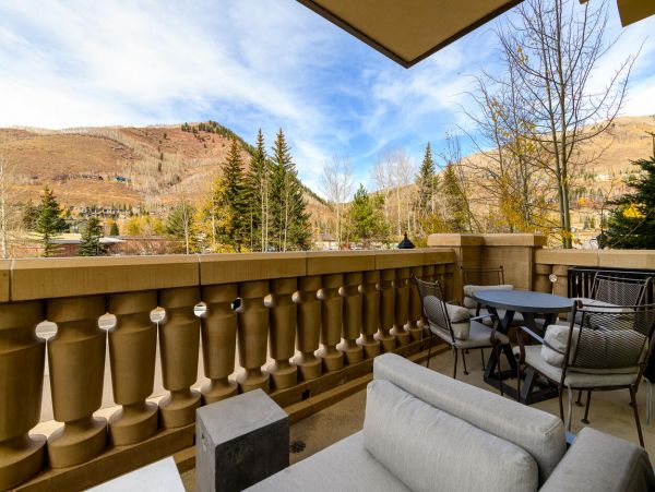 Vail Valley Vacation Rental with Luxury Amenities Sleeps 10