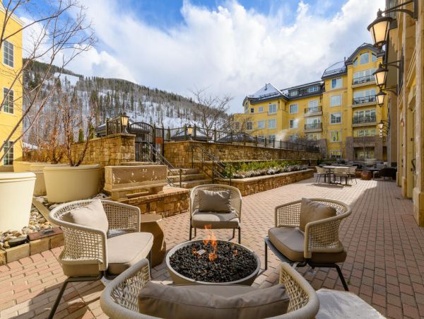 Vail Valley Vacation Rental with Luxury Amenities Sleeps 10