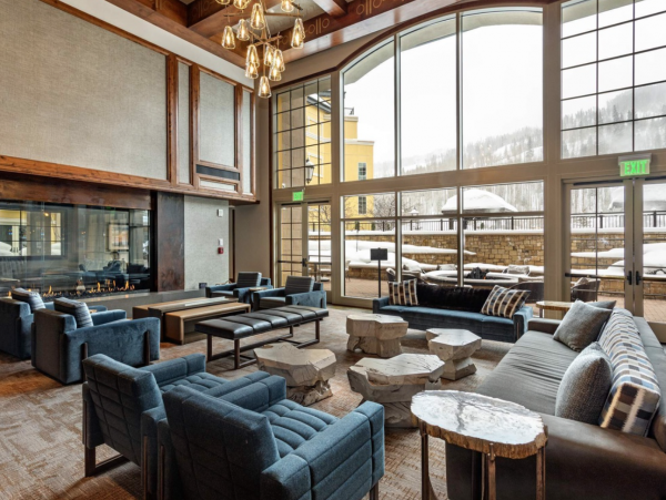 Lionshead Ritz Carlton private Selection Luxury Walk to Lift