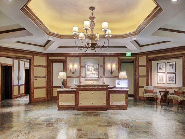 Lionshead Ritz Carlton private Selection Luxury Walk to Lift