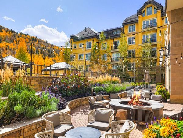 Lionshead Ritz Carlton private Selection Luxury Walk to Lift