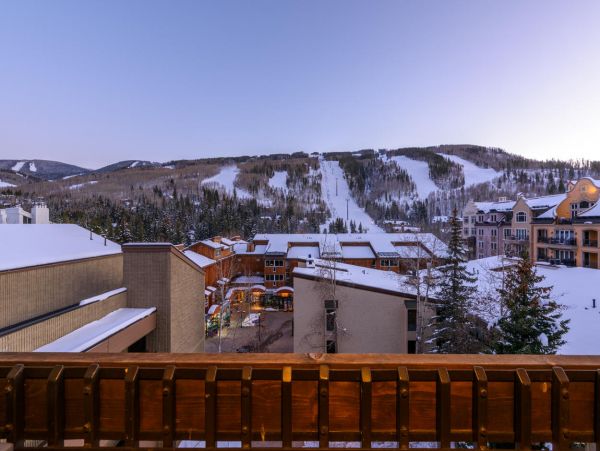 Vail Vacation Condo Three Bedroom Mountain View Walk To Lift