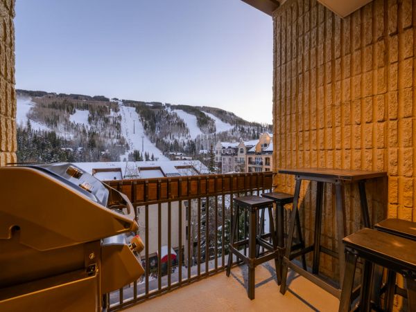 Vail Vacation Condo Three Bedroom Mountain View Walk To Lift