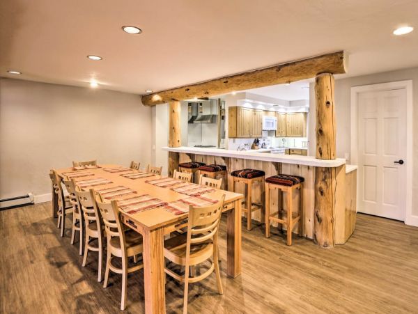 Luxurious Cabin in Dillon With Private Hot Tub Sleeps 22