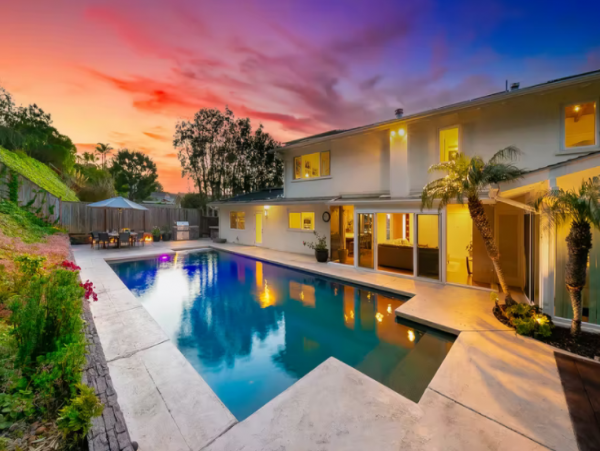 Modern La Jolla Home with Private Pool and Hot Tub