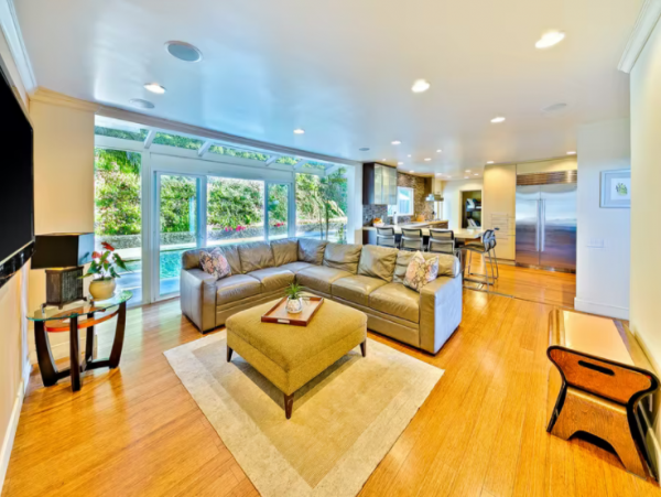 Modern La Jolla Home with Private Pool and Hot Tub