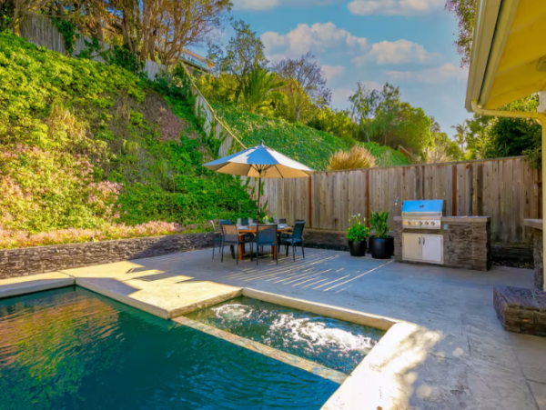 Modern La Jolla Home with Private Pool and Hot Tub