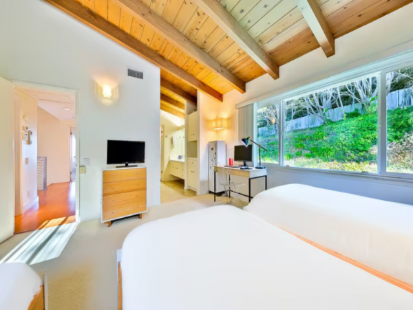 Modern La Jolla Home with Private Pool and Hot Tub
