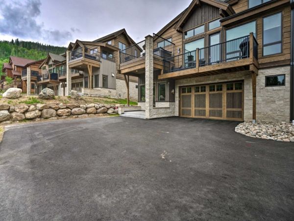 Keystone Vacation Home Mountain Views Four Bedrooms