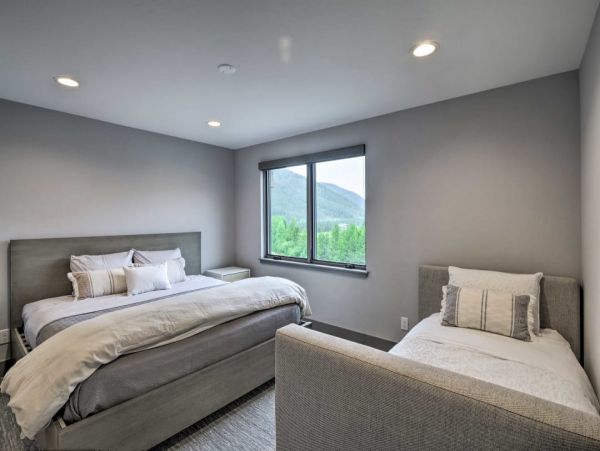 Keystone Vacation Home Mountain Views Four Bedrooms