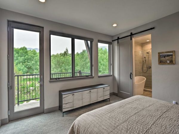 Keystone Vacation Home Mountain Views Four Bedrooms