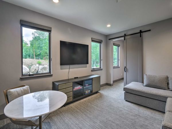 Keystone Vacation Home Mountain Views Four Bedrooms