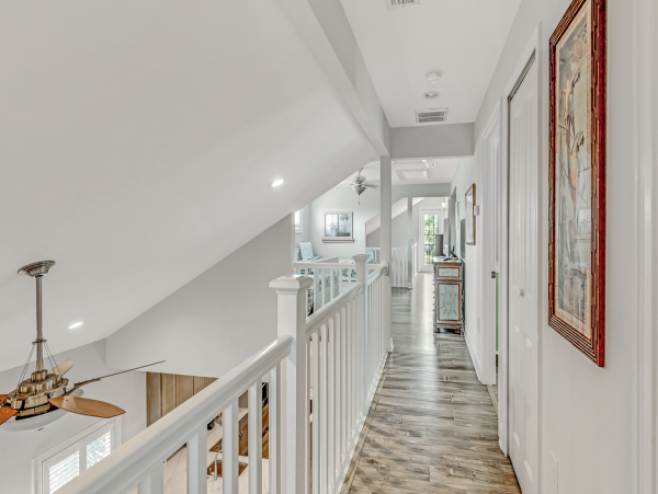 Charming Vacation Home in Holmes Beach600 steps to beach! to Beach