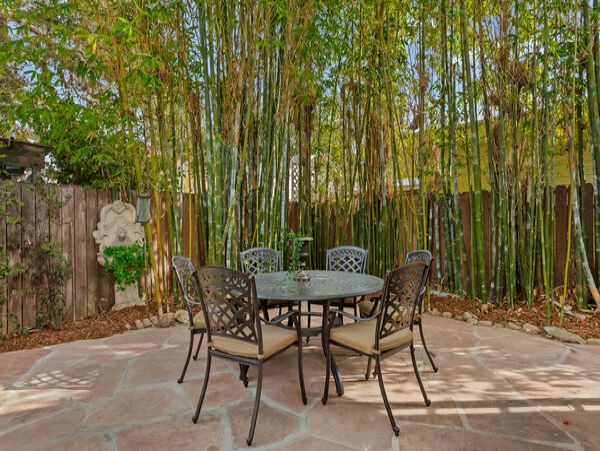 Santa Barbara Charming 3 Bedroom Vacation Home Sleeps Six