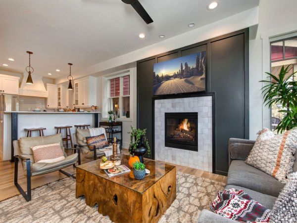 Luxury Park City Vacation Home - Ski In Ski Out Sleeps 12