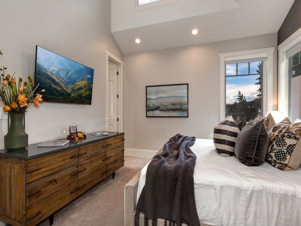 Luxury Park City Vacation Home - Ski In Ski Out Sleeps 12