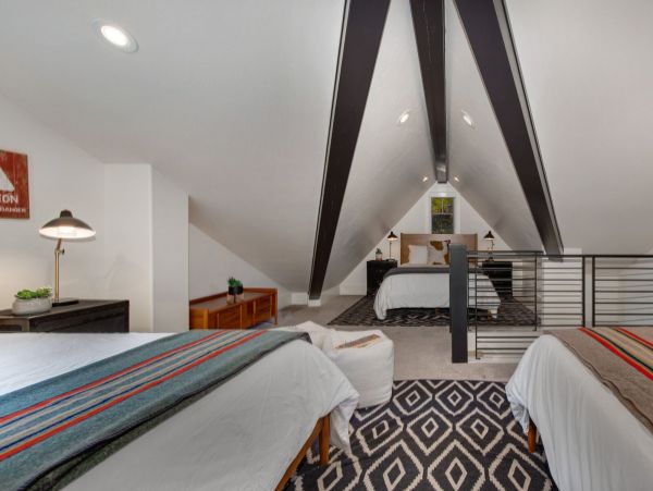 Luxury Park City Vacation Home - Ski In Ski Out Sleeps 12