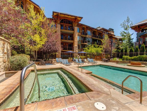 Park City Vacation Condo Four Bedrooms With Mountain Views