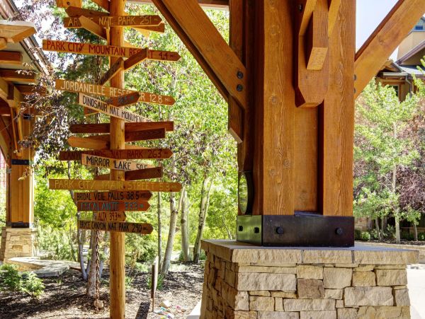 Park City Vacation Condo Four Bedrooms With Mountain Views
