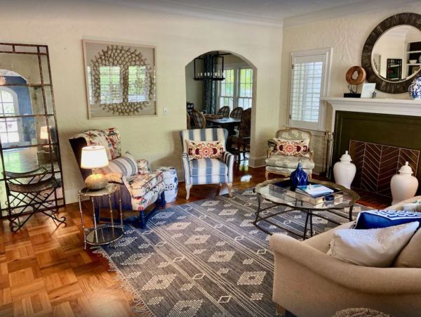 Sarasota Vacation Luxury Villa with Pool House and Cottage