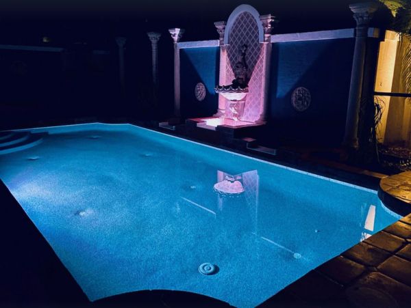 Sarasota Vacation Luxury Villa with Pool House and Cottage