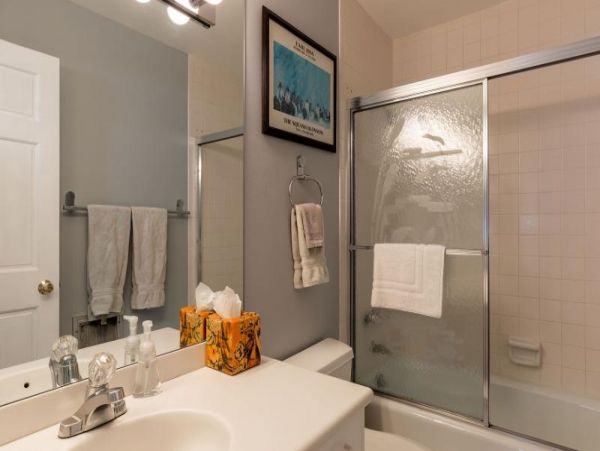 4 Bedroom Vail Vacation Condo Walk to Lifts Mountain Views