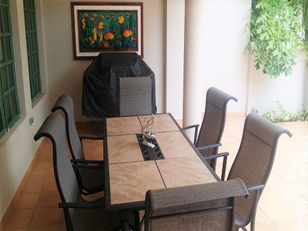 4 Bedroom Beach Vacation Villa in Puerto Rico Walk To Beach