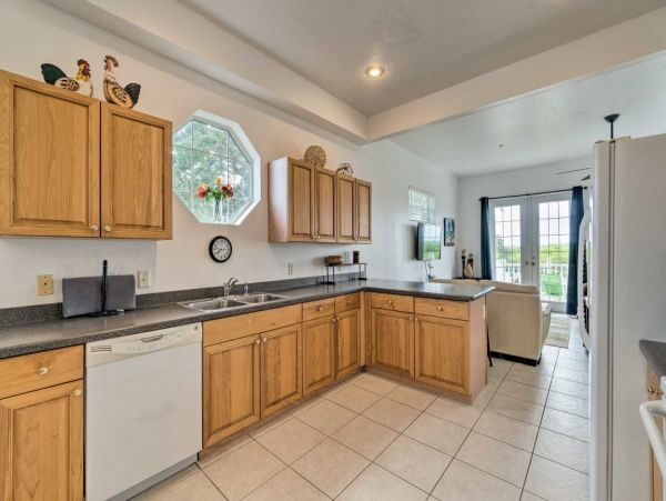 Water Views Bradenton Vacation Condo Two Bedrooms Sleeps Six