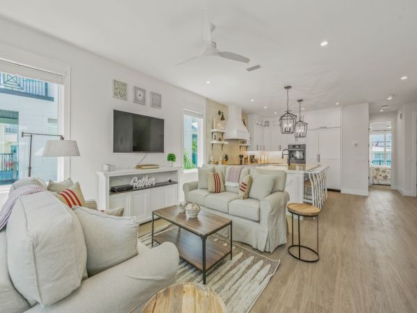Bradenton Beach Vacation Home Five Bedrooms Walk To Beach