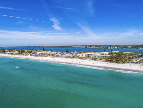 Bradenton Beach Vacation Home Five Bedrooms Walk To Beach