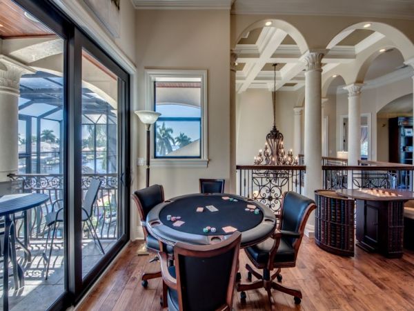 Luxury Cape Coral Vacation Pool Villa with Boat Dock