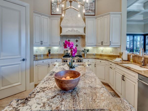 Luxury Cape Coral Vacation Pool Villa with Boat Dock