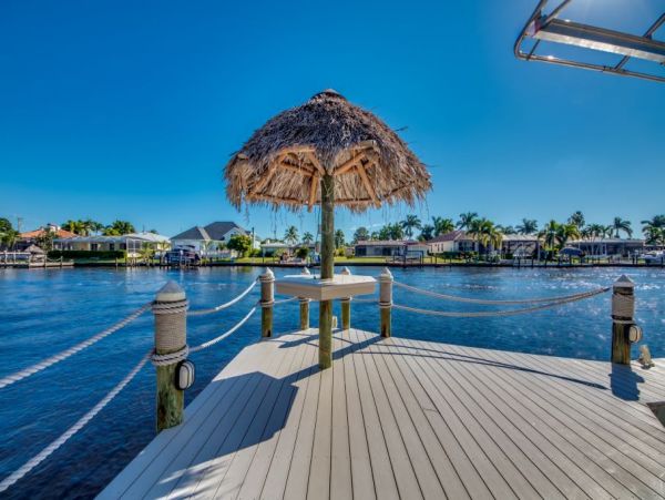 Luxury Cape Coral Vacation Pool Villa with Boat Dock