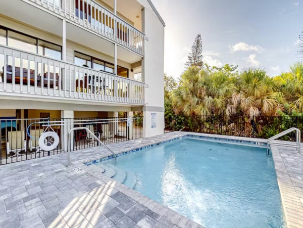 Vacation Rental Condo in Siesta Key with Gulf Views