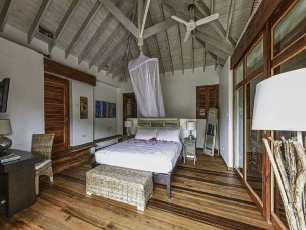St. Lucia Home 1002866