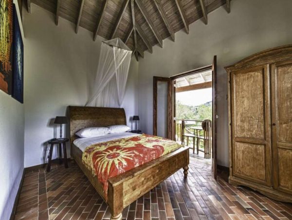 St. Lucia Home 1002866