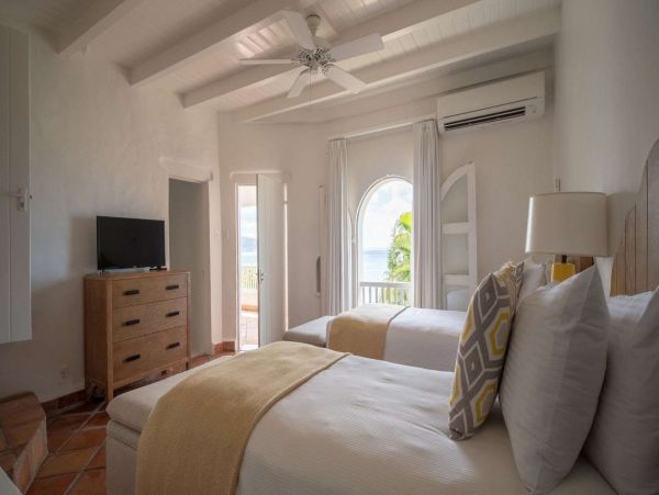 St. Lucia Home 1002867