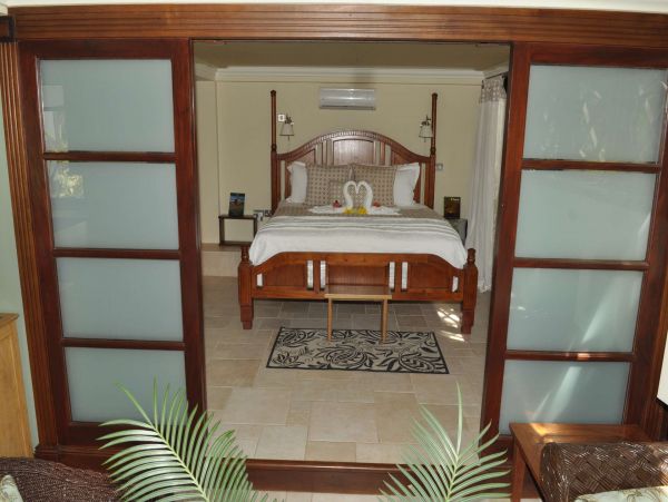 St. Lucia Home 1002873