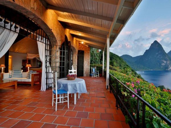 St. Lucia Home 1002882
