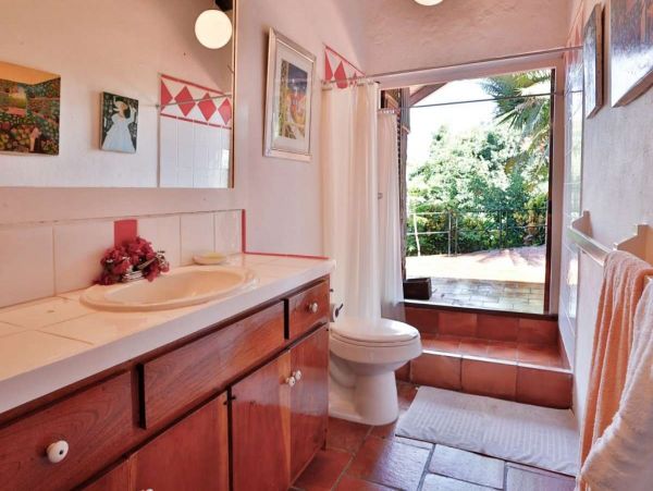 St. Lucia Home 1002882