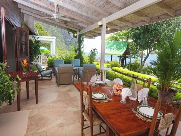 St. Lucia Home 1002884