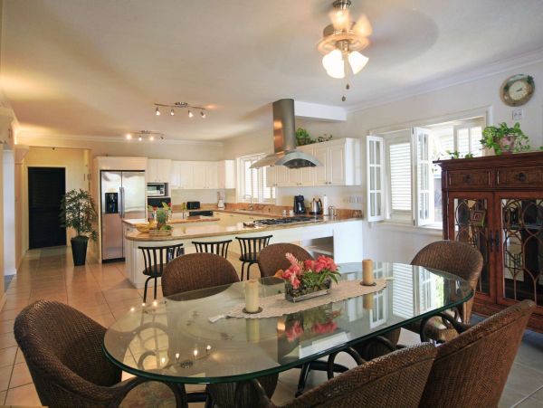 St. Lucia Home 1002885