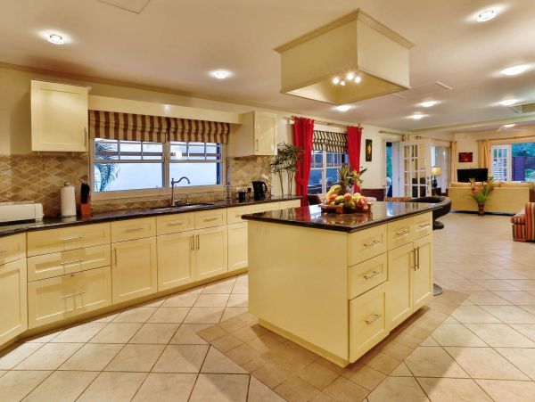 St. Lucia Home 1002889
