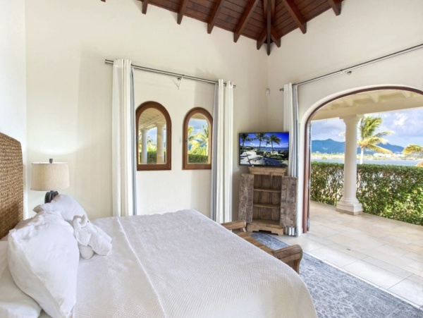 St Martin Luxury Villa Rental – Caribbean Beachfront Vacation Home