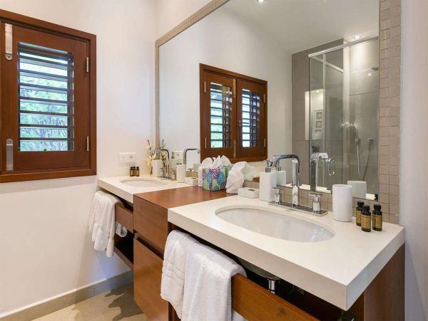 St. Martin Luxury Retreat Beachfront- Caribbean Dream